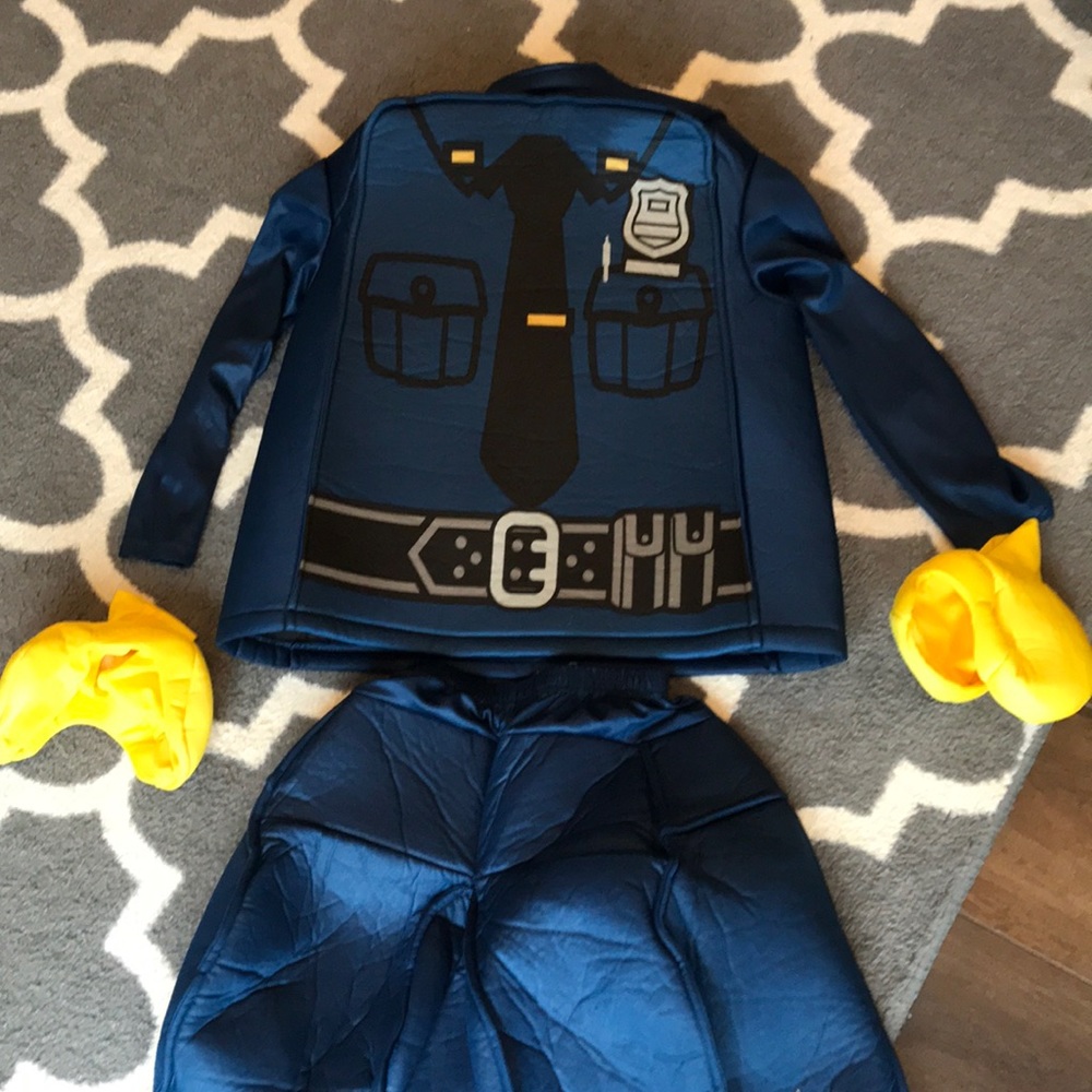 Police LEGO Costume 👮‍♀️